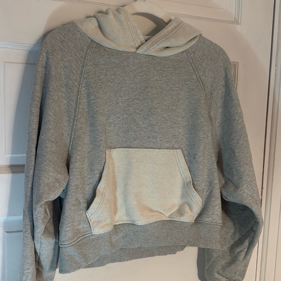 Aerie Women's Hoodie - Picture 6 of 11
